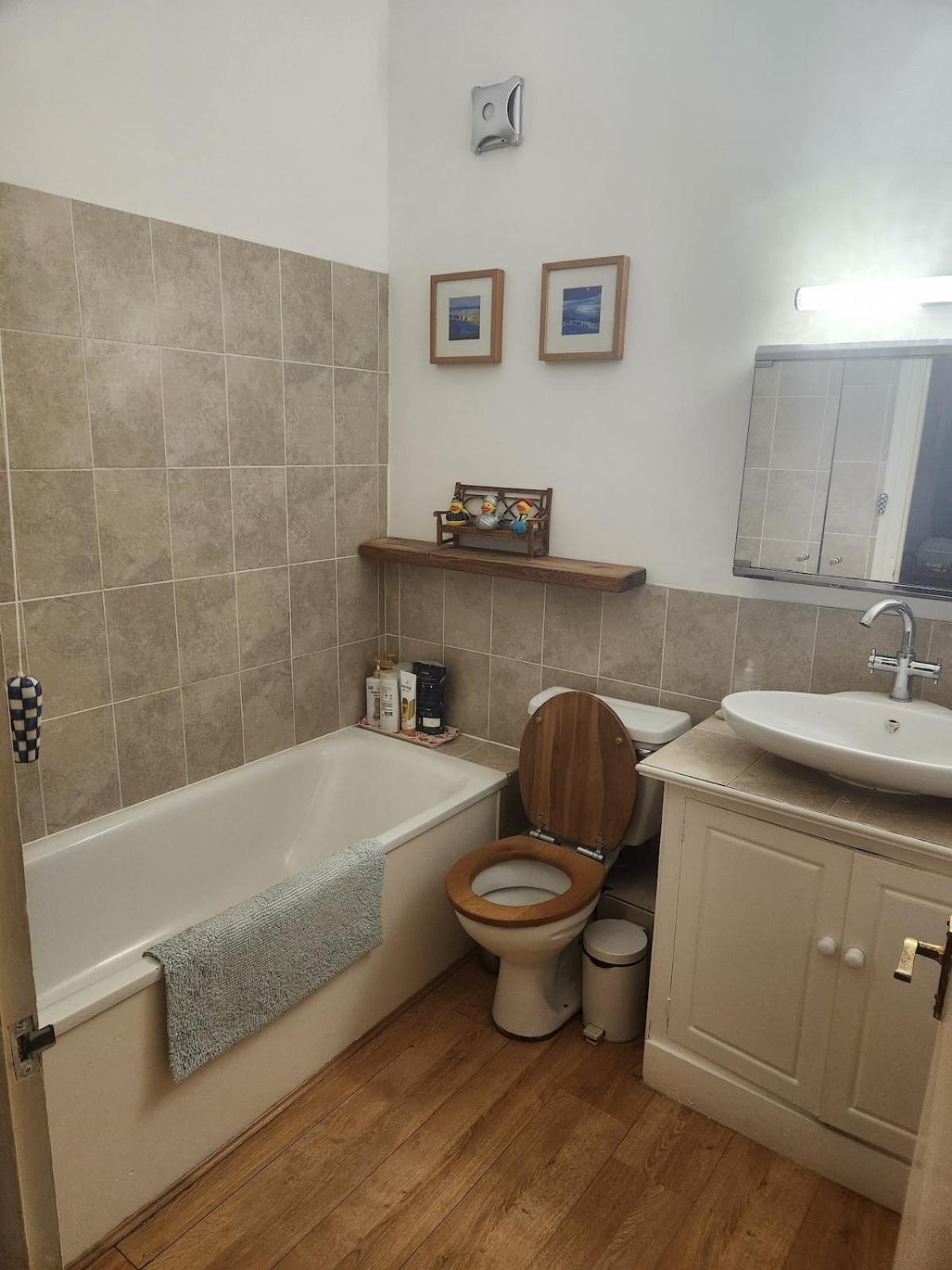 Apartamento Spacious One Bedroom Flat